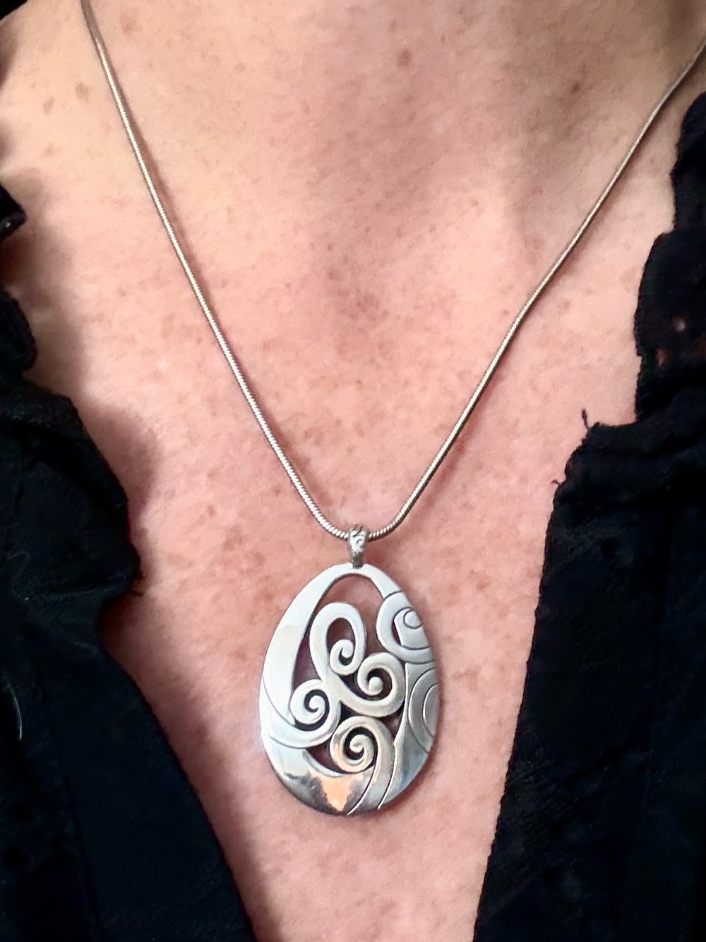 Brighton Silver Tone Mingle Necklace 16” Plus 2” Extender